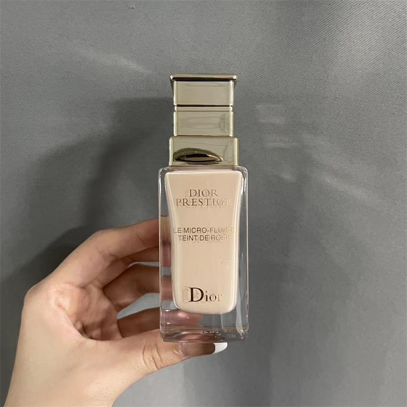 ファンデーションDior Prestige Le Micro-Fluide